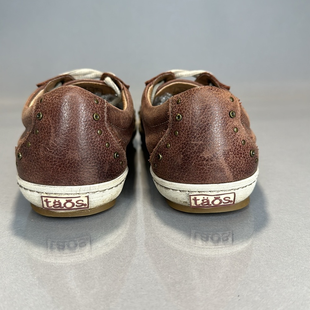 Women's Casual Perforated Leather Sneaker - Brown - Picture 8 of 12